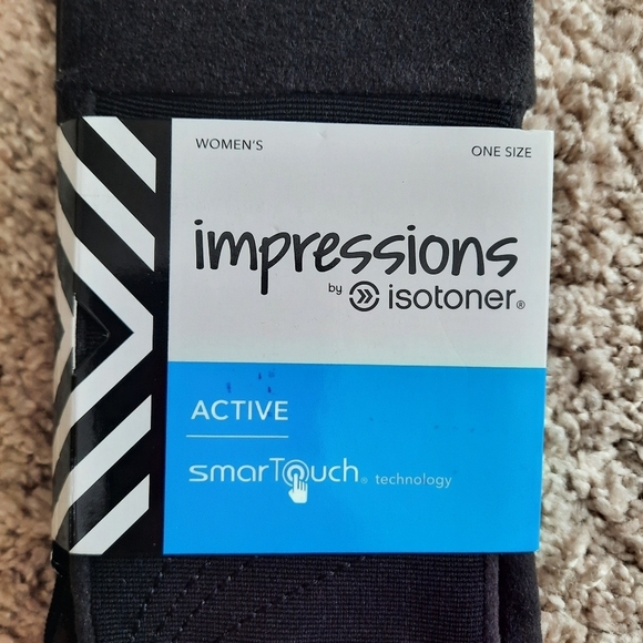 NWT Isotoner Impressions Active SmarTouch Technology black gloves OS - Picture 3 of 9